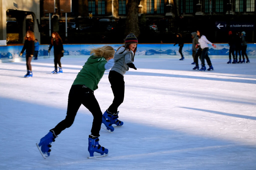 the best free ice skating game