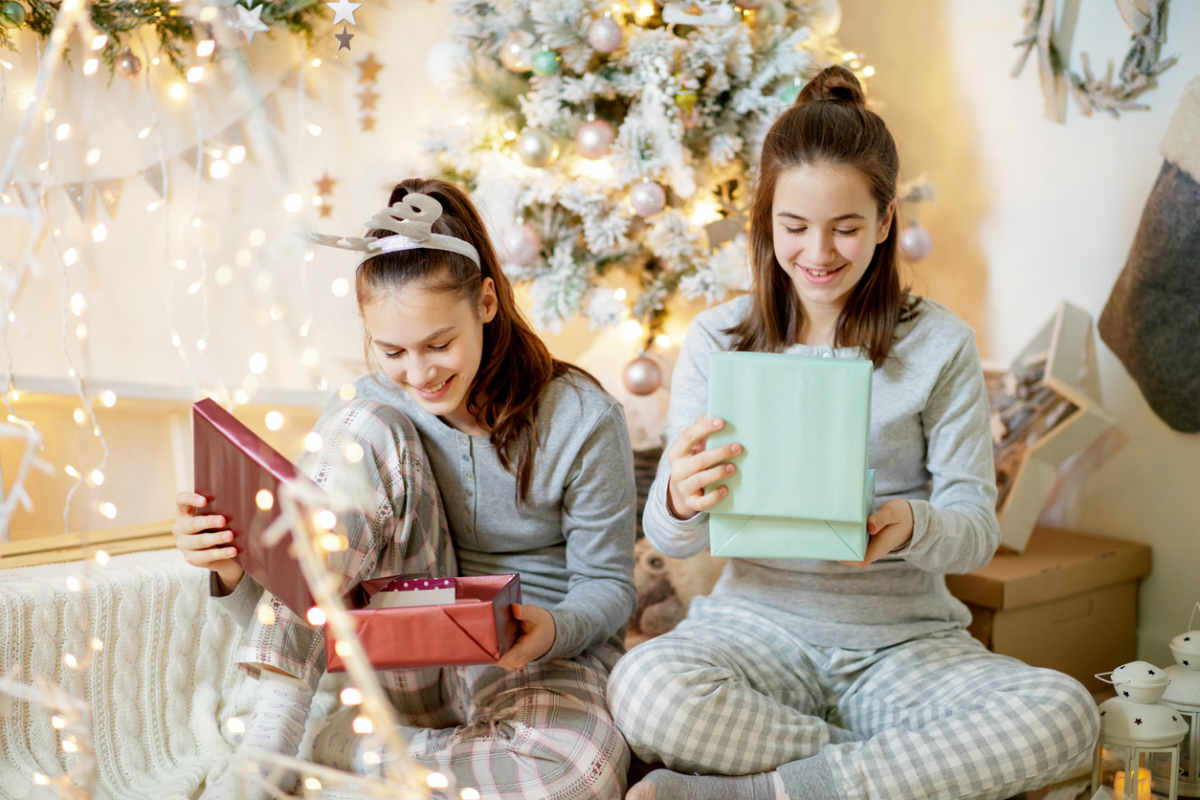 best christmas gifts for 13 year old girl