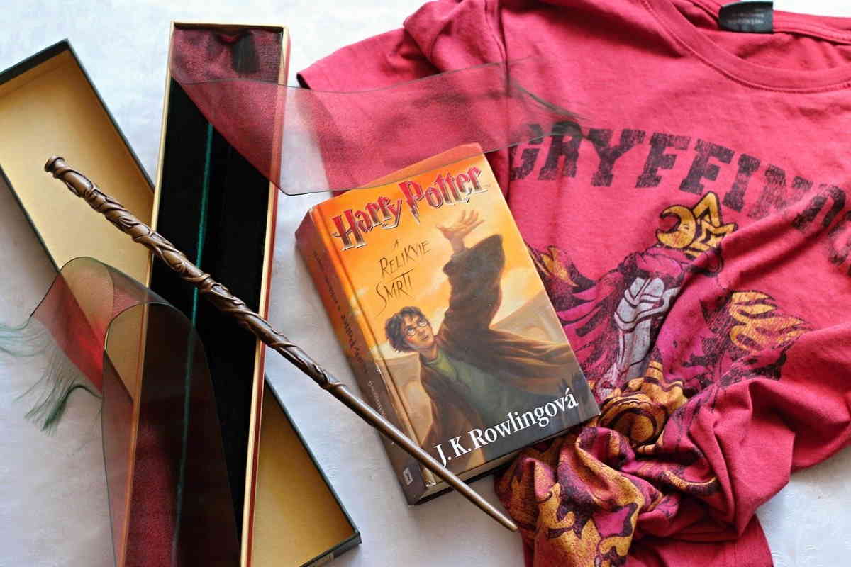 Muggle Teacher, Harry Potter Inspired, Hogwarts Gift, Unique, Fun Gift,  Book Art, Harry Potter Fan Gift, Birthday Gift - Etsy