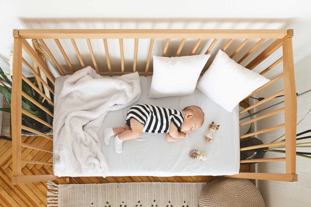 what goes in a baby crib