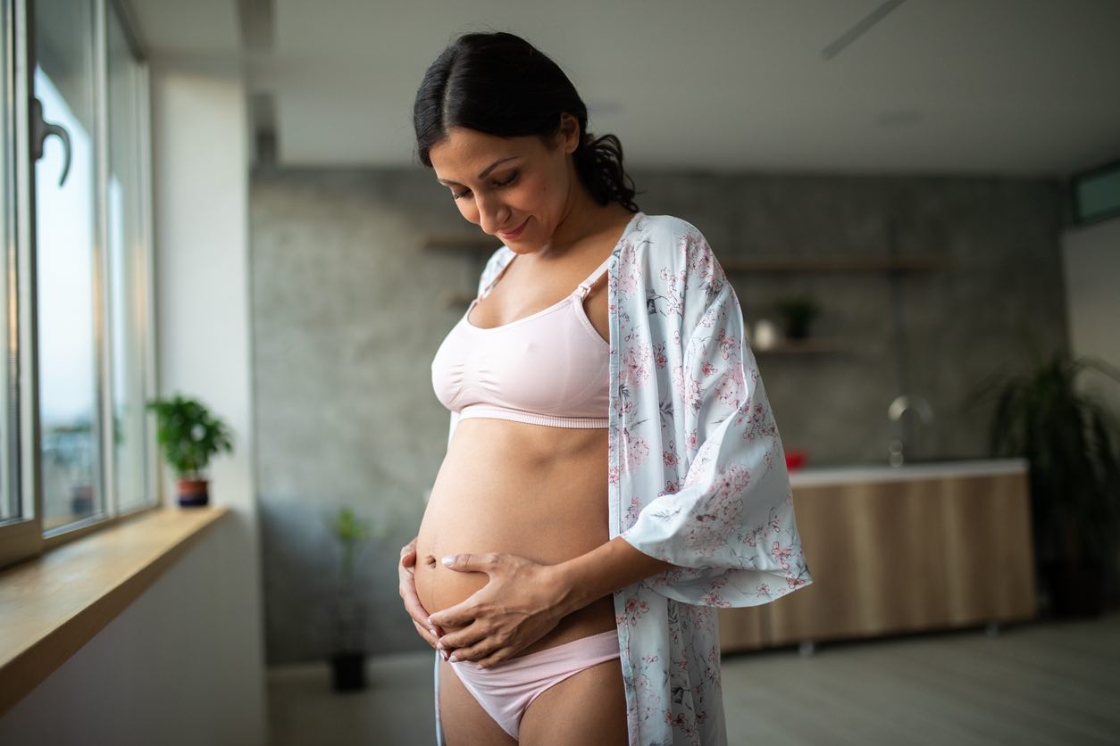 This pregnant lingerie shoot is reshaping how we view women