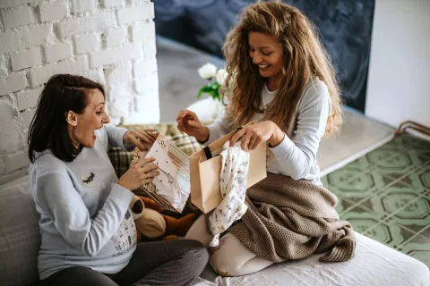 sentimental gifts for first time mom